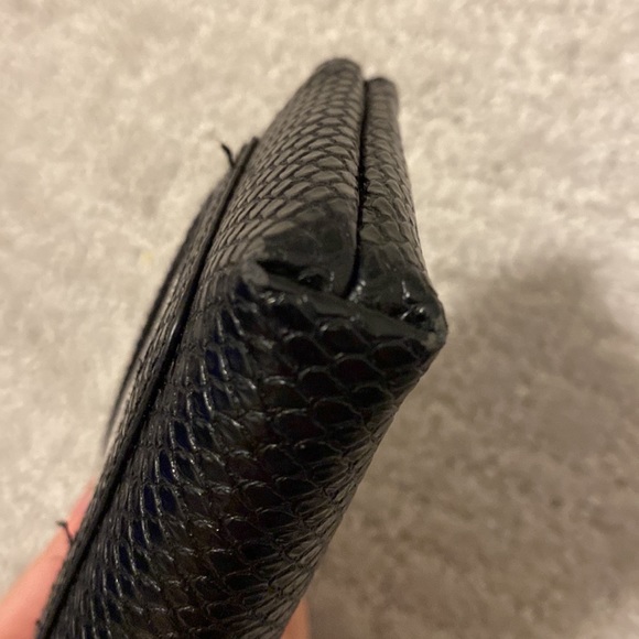 Love & Lore Wallet - Picture 5 of 5